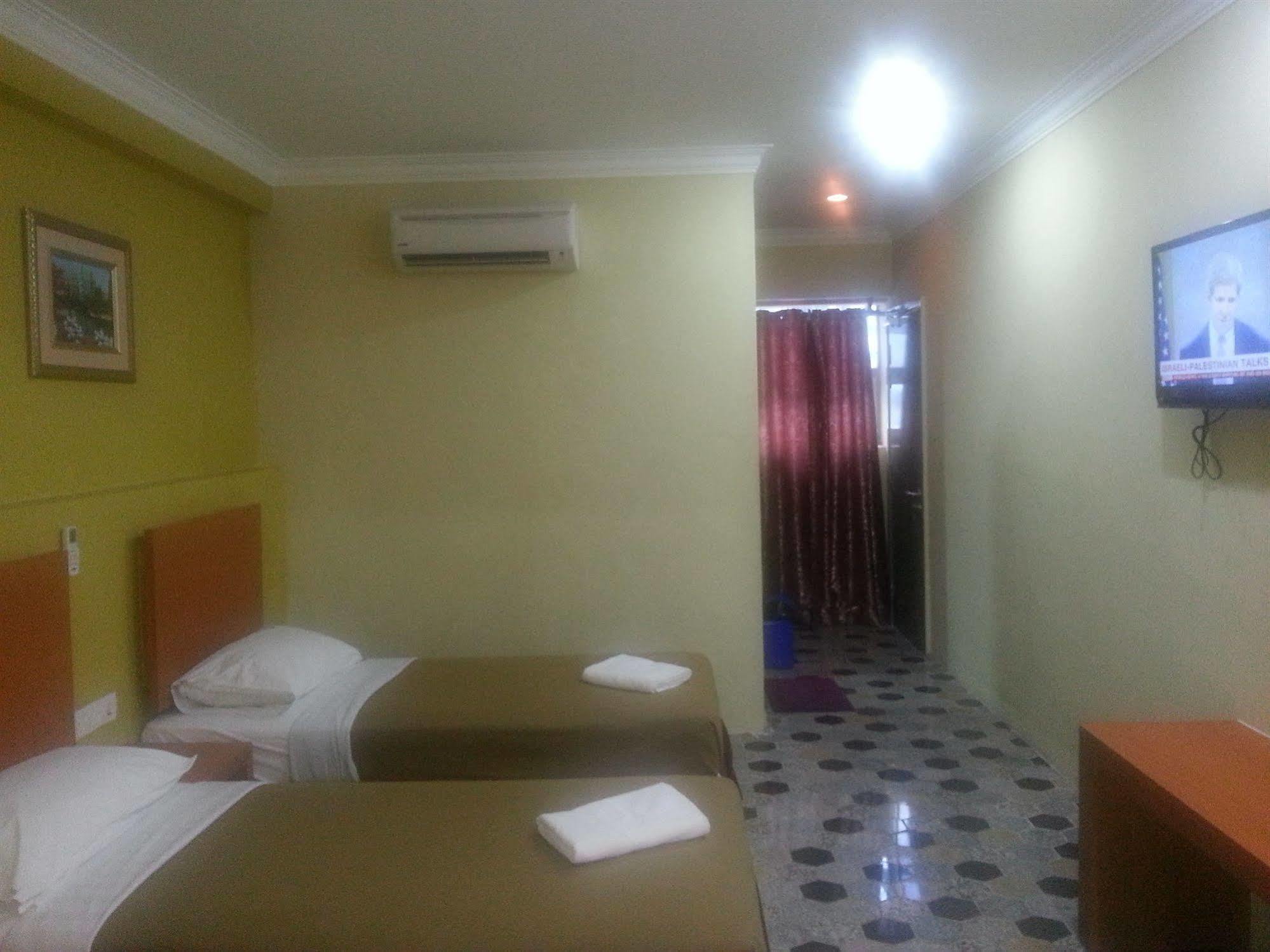 Oyo 390 Mayview Glory Hotel กัวลาลัมเปอร์ ภายนอก รูปภาพ